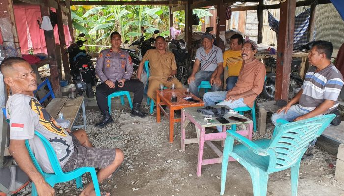 Kapolsek Sabbangparu Pimpin Patroli Dan Pengamanan Di Pasar Salo Jampu