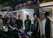 Antisipasi Gangguan Kamtibmas Di Malam Hari, Personel Polsek Sabbangparu Polres Wajo Gencarkan Patroli Blue Light