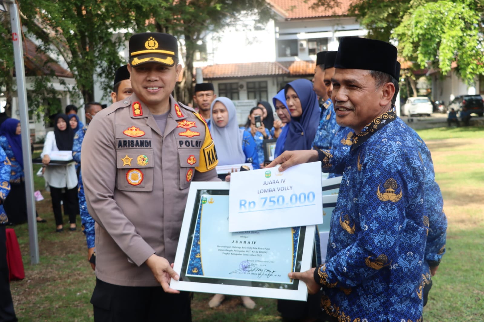 Kapolres Luwu Sampaikan Ucapan Selamat HUT KORPRI Ke-52 Pada Momentum Upacara Peringatan Di Luwu