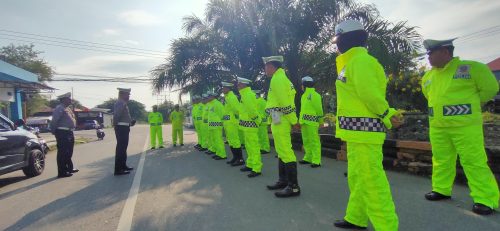 Menghadapi Musim Penghujan Sat Lantas Polres Luwu Apel Pengecekan Kelengkapan Perorangan