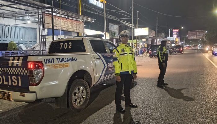 Sat Lantas Polres Sinjai Intens Patroli Malam, Cegah Kejahatan di Jalan