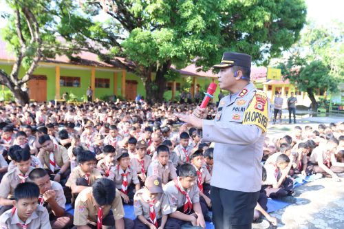 Upaya Menekan Kasus Bullying Kapolres Parepare Sosialisasikan Pencegahan Bullying di Tingkat SMPN 1