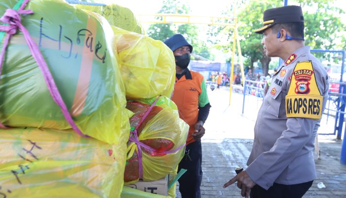 Jelang Natal dan Tahun Baru Kapolres Parepare, Pantau Aktivitas Dipelabuhan Nusantara Parepare, Rangkaian Pemilu 2024