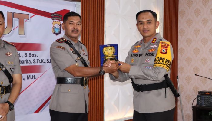 Polres Soppeng Gelar Kenal Pamit Pejabat Kabag SDM, Kasat Lantas, Kasat Intelkam, Kapolsek Lilirilau dan Kasie Humas