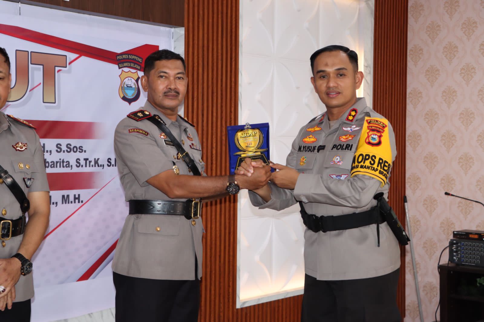 Polres Soppeng Gelar Kenal Pamit Pejabat Kabag SDM, Kasat Lantas, Kasat Intelkam, Kapolsek Lilirilau dan Kasie Humas