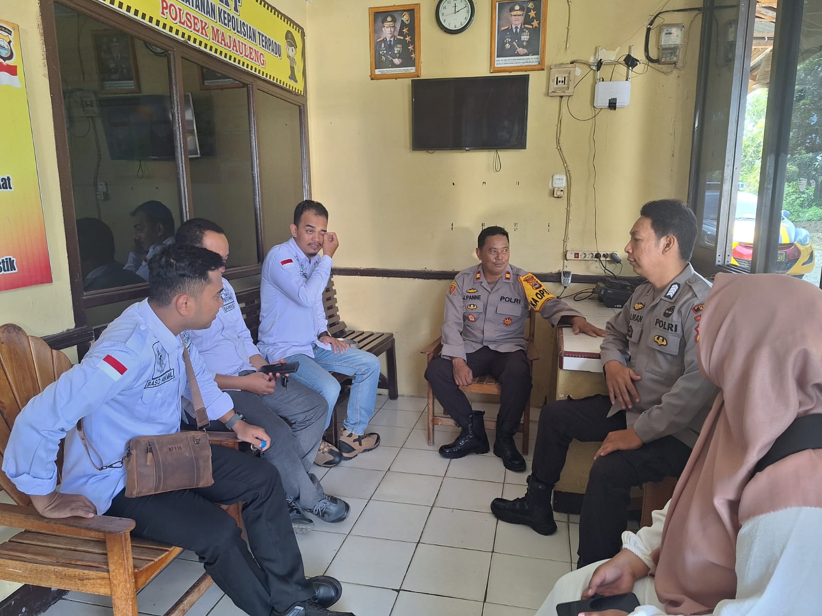 Pastikan Netralitas Polri Dalam Tahapan Pemilu 2024, Panwascam Silaturahmi Dengan Polsek Majauleng