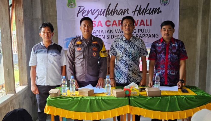 Kanit Tipikor Sat Reskrim Polres Sidrap Beri Penyuluhan Hukum kepada Aparatur Desa dan Masyarakat Carawali