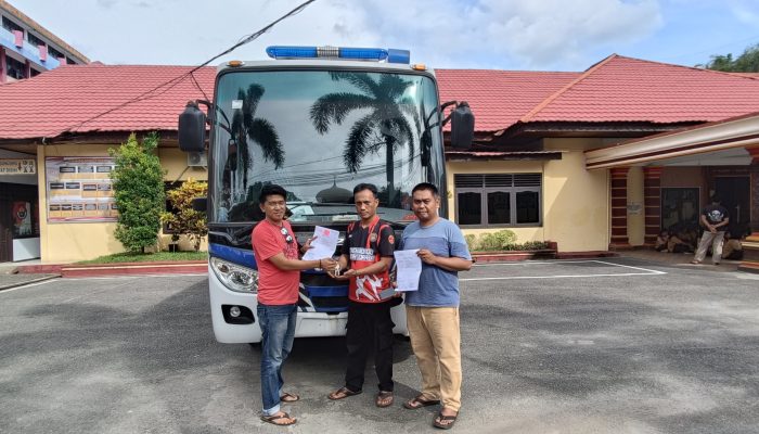 Sat Lantas Polres Tana Toraja Mendapatkan Kendaraan Mini Bus SIM Keliling