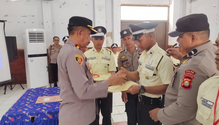 Waka Polres Parepare Tutup Pelatihan Diksar Satpam, Cetak 3 Siswa Terbaik