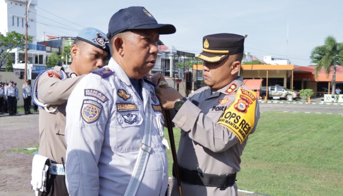Apel Gelar Pasukan Ops Lilin 2023 Polres Pinrang Dalam Rangka Pengamanan Natal 2023 Dan Tahun Baru 2024