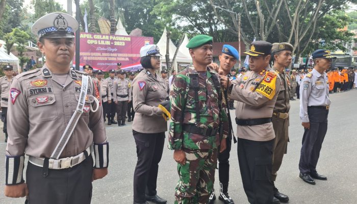 Kapolres Tana Toraja Pimpin Apel Gelar Pasukan Ops Lilin 2023