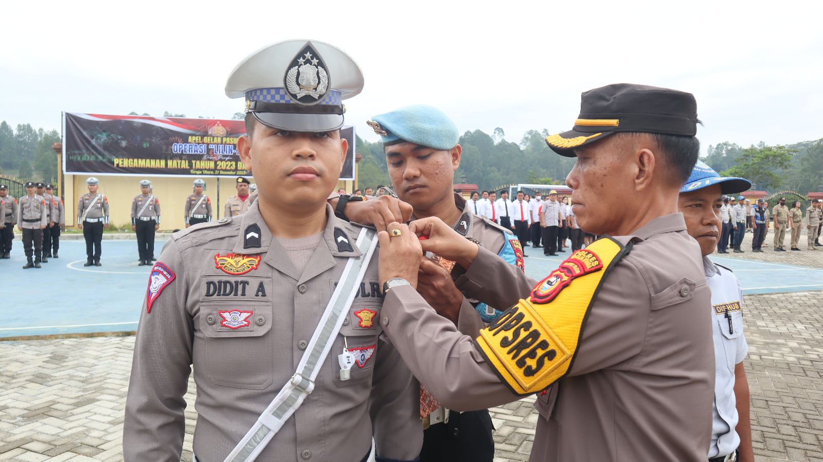 Pastikan Kesiapan Amankan Nataru, Polres Toraja Utara Laksanakan Apel Gelar Pasukan Ops Lilin-2023