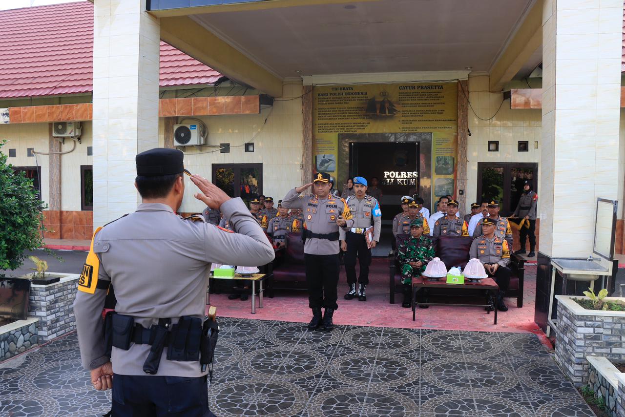 Kapolres Bulukumba Pimpin Apel Gelar Pasukan Operasi Lilin 2023