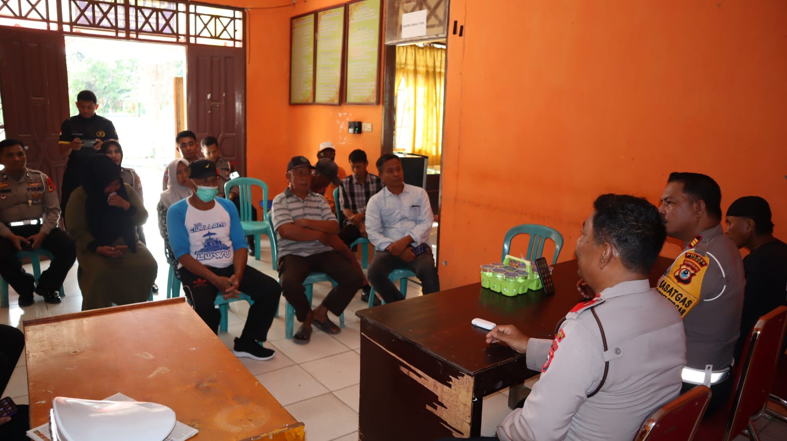 Jumat Curhat : AKP Mahrus Siap Jaga Kamtibmas dan Kamseltibcarlantas Jelang Nataru 2023 dan Pemilu Damai 2024