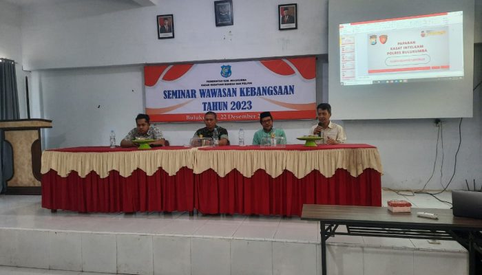 Kasat Intel Polres Bulukumba Berikan Materi Wawasan Kebangsaan Ke Pelajar SMK