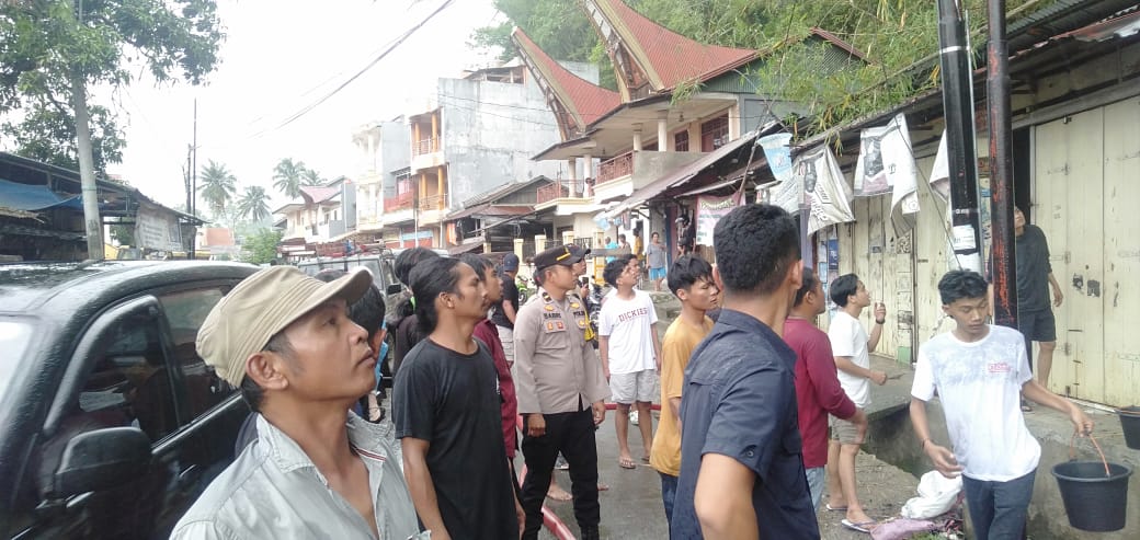 Kebakaran Rumah, Kapolres Tana Toraja Himbau Warga Tetap Waspada