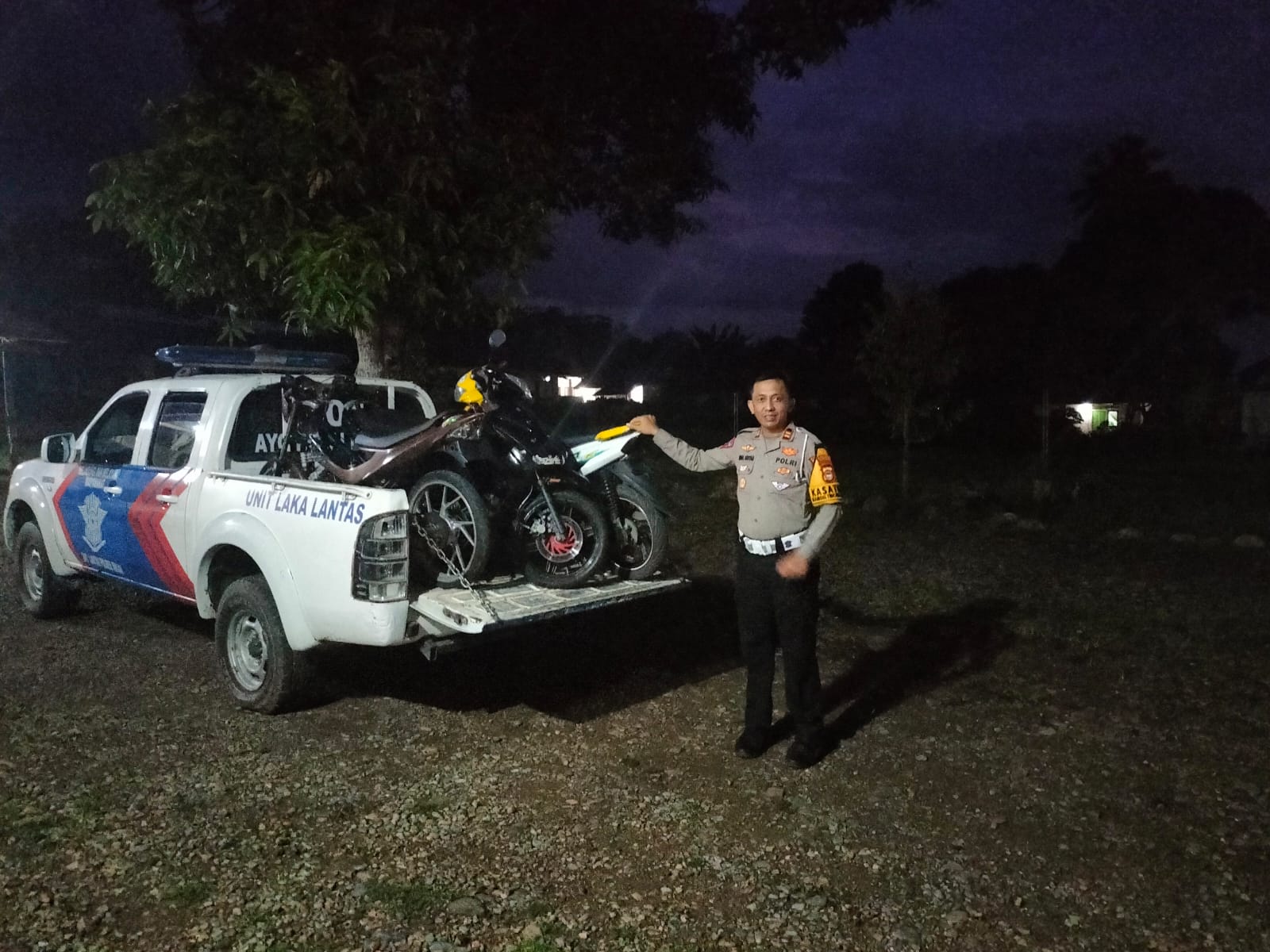 Demi Keselamatan, Sat Lantas Polres Sinjai Bubarkan Balapan Tes Motor di Sirkuit Gareccing
