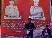 Keren, Kapolres Tana Toraja Hibur Warga Di Pos PAM Makale