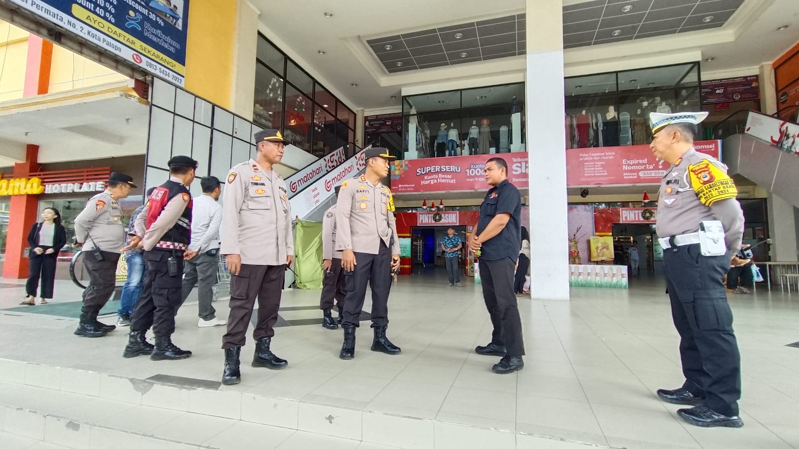 Kapolres Palopo Cek Pos Pengamanan Dan Pelayanan Operasi Lilin 2023