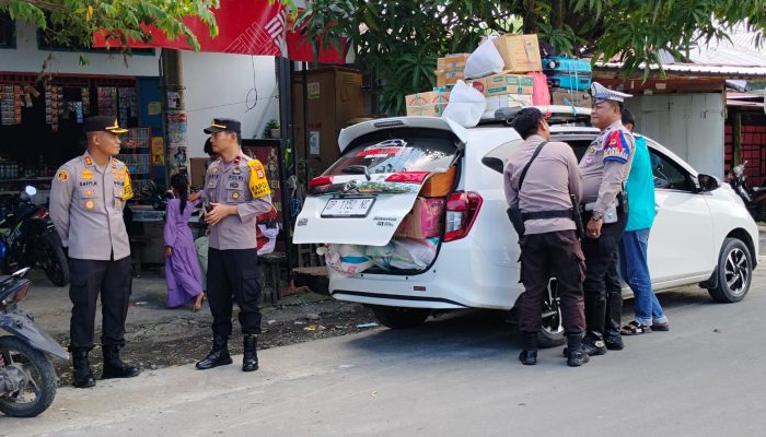 Kapolres Palopo Pantau Arus Mudik Natal dan Tahun Baru 2023 Jalur Palopo – Toraja