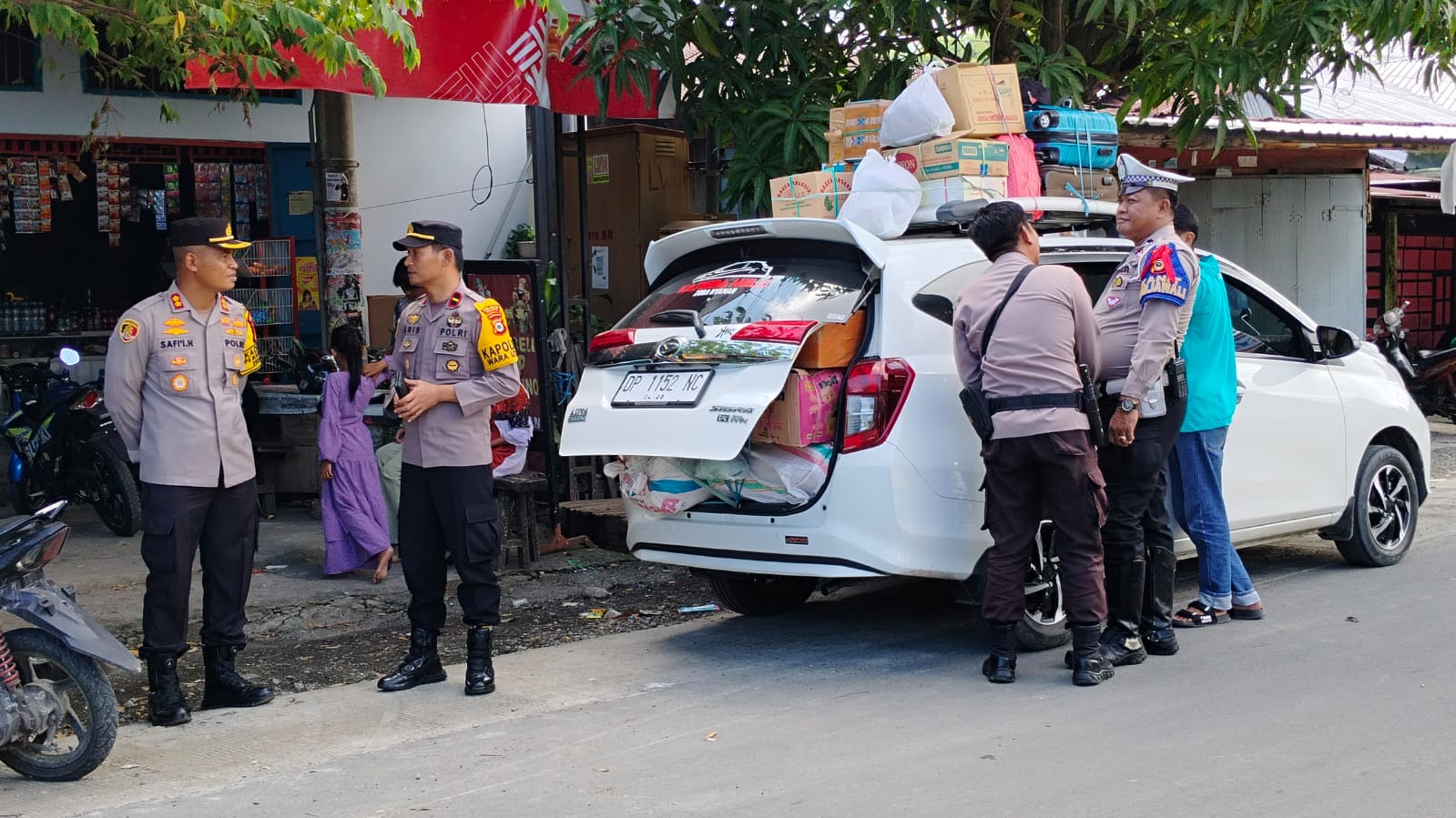 Kapolres Palopo Pantau Arus Mudik Natal dan Tahun Baru 2023 Jalur Palopo - Toraja