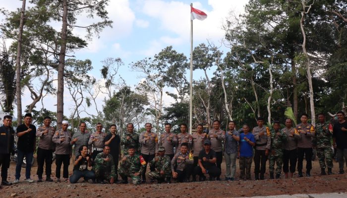 Sinergitas TNI-Polri, Kapolres dan Dandim Soppeng Kompak Laksanakan Patroli di Kawasan Desa Mattabulu