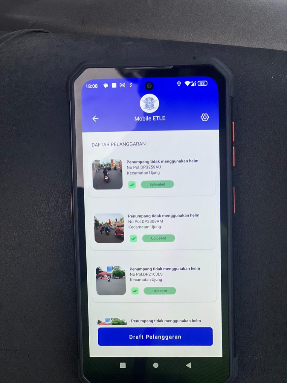 Sat Lantas Polres Pare-Pare Aplikasikan Capture Mobile Etle Bagi Pelanggar Yang Kasat Mata