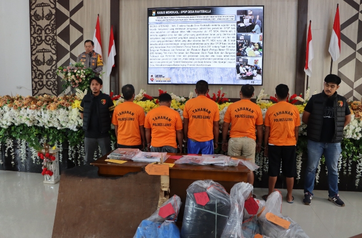 AKBP Arisandi Pimpin Pelaksanaan Rilis Akhir Tahun ,Ini Sejumlah Prestasi dan Capaian Polres Luwu di Tahun 2023