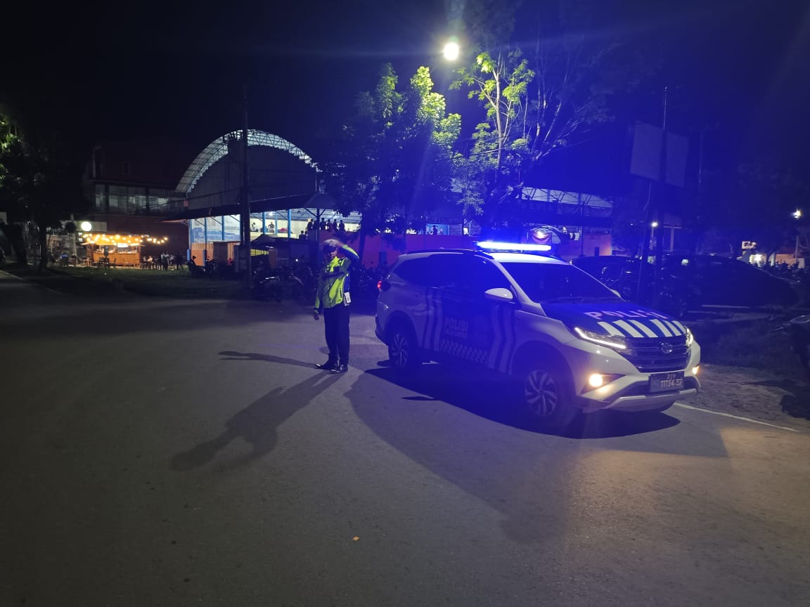 Sat Lantas Polres Sinjai Gelar Patroli Blue Light, Beri Rasa Aman di Jalan dan Antisipasi Kriminal