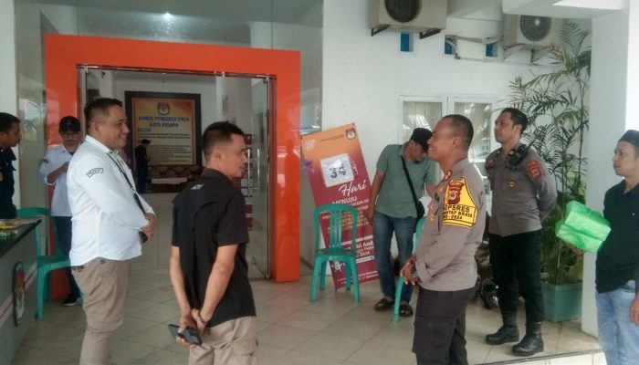 Pastikan Penyortiran dan Pelipatan Surat Suara Pemilu 2024, AKBP Safi’i Turun Langsung Pimpin Pengamanan