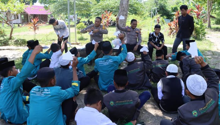 Polres Luwu Terjunkan Tim Trauma Healing Bagi Santri dan Santriwati Ponpes Darul Istiqamah