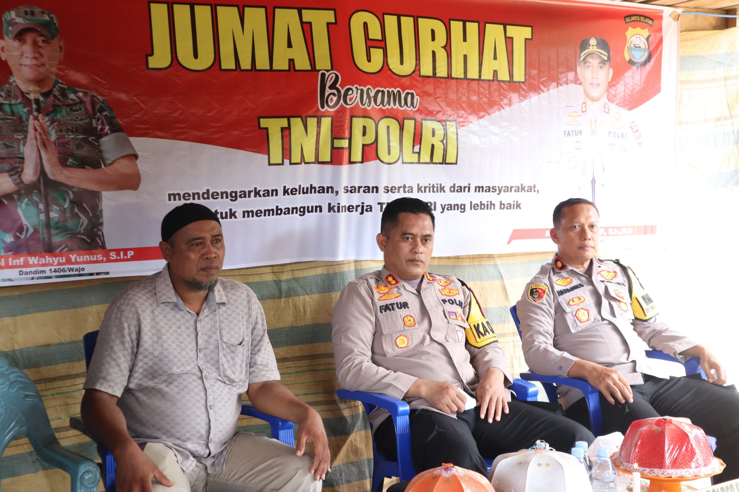 Kapolres Wajo Sapa Warga Desa Lompobulu Melalui Jumat Curhat