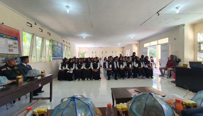 Kapolsek Sabbangparu Polres Wajo Hadiri Pelantikan dan Pembekalan PTPS Oleh Panwaslu