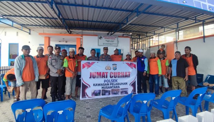 Jumat Curhat Polsek KPN, TKBM Harap Kawasan Pelabuhan Tetap Teratur Pasca Bongkar Muat Penumpang
