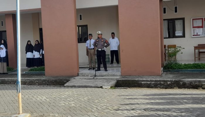 Polantas Bone Sosialisasikan ETLE dan Tanamkan Tertib Berlalulintas Ke Pelajar