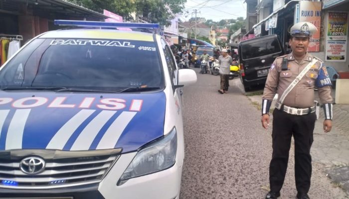 Ciptakan Kamseltibcarlantas, Sat lantas polres Parepare Kawal Jenazah Ke Pemakaman