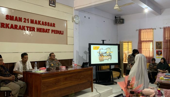 Biro SDM Polda Sulsel Sosialisasi Dampak Dan Pencegahan Bullying di SMA 21 Makassar