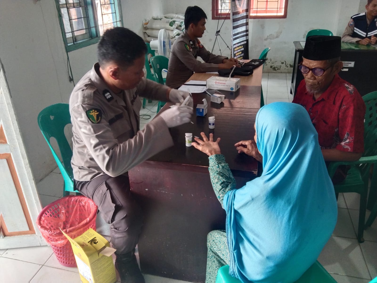 Polres Palopo Gelar Pemeriksaan dan Pengobatan Gratis Kepada Warga