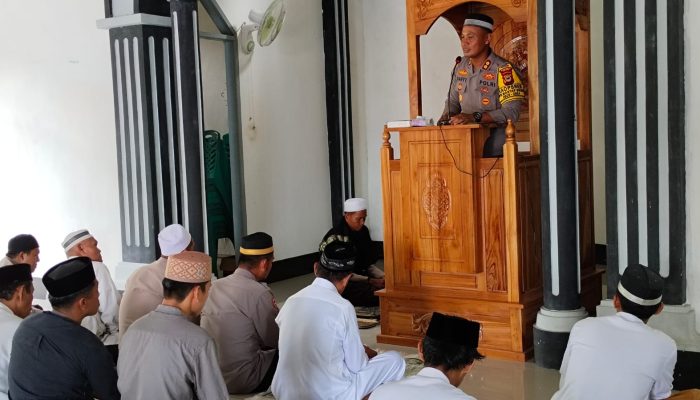 Kapolres Palopo Laksanakan Safari Jum’at Curhat di Masjid Baitullah Fadillah