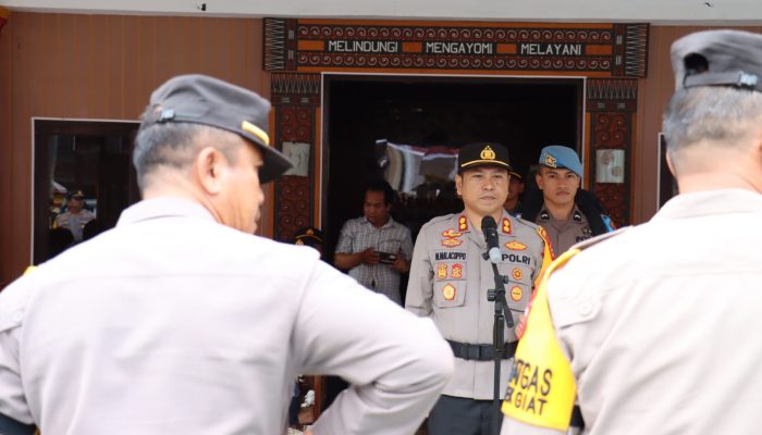 Polres Tana Toraja Menggelar Apel Pergeseran Pasukan Dalam Rangka Pengamanan TPS Pemilu 2024