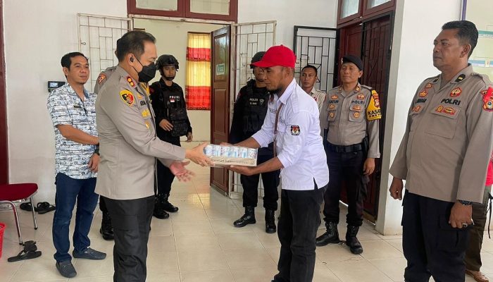 Subsatgas Yankes Polres Luwu Kawal Stabilitas Kesehatan Petugas Selama Pelaksanaan Pemilu 2024