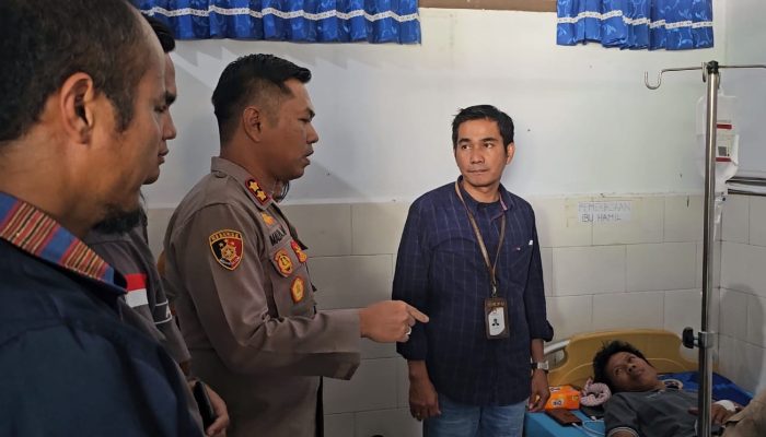 Kapolres Tana Toraja Bersama KPU, Bawaslu, Tim Nakes Membesuk Penyelenggara dan Pengawas Pemilu