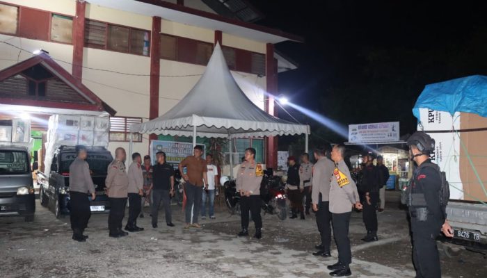 Kapolres Gowa Cek Gudang Logistik Pemilu dikantor Panitia Pemilihan Kecamatan, Pasca Pemungutan dan Penghitungan Suara