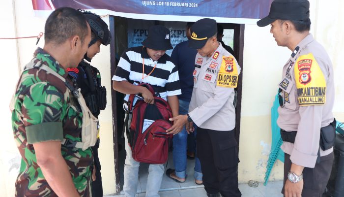 Hari Kedua Rekapitulasi Tingkat Kecamatan, Polisi Perketat Penjagaan