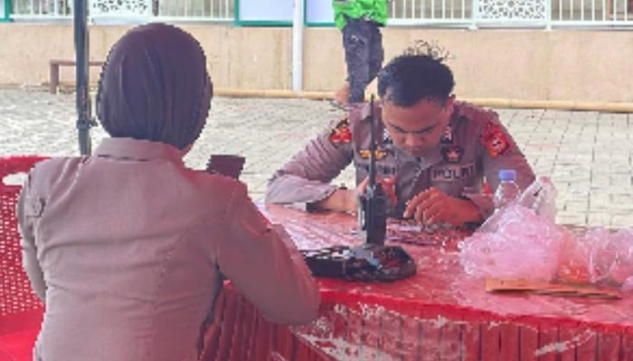 Penguatan Psikologis Terhadap Personil Polri Yang melaksanakan pengamanan Kotak Suara di Kantor PPK Rappocini Makassar