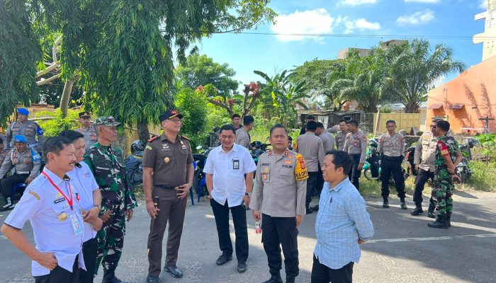 Kapolres Pinrang Pantau Langsung Pemungutan Suara Ulang di Kecamatan Peletang