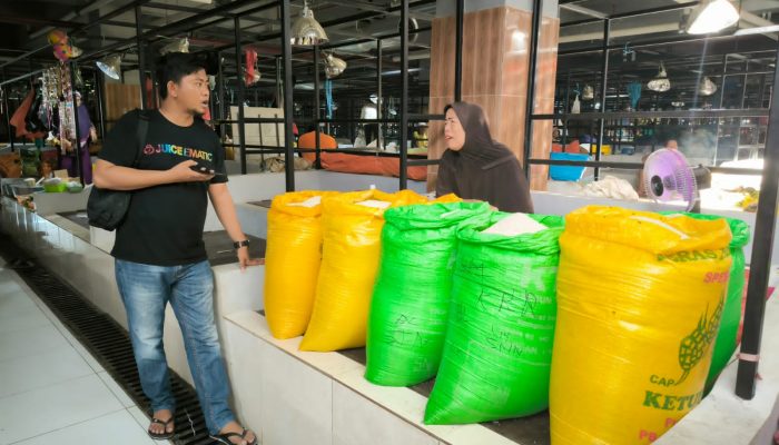 Menjelang Bulan Suci Ramadhan, Harga Beras di Kabupaten Wajo Mengalami Penurunan