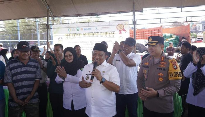 Kapolres Luwu Hadiri Gerakan Pangan Murah Guna Kawal Stabilitas Harga Dan Ketersediaan Stok Bapokting Terutama Beras