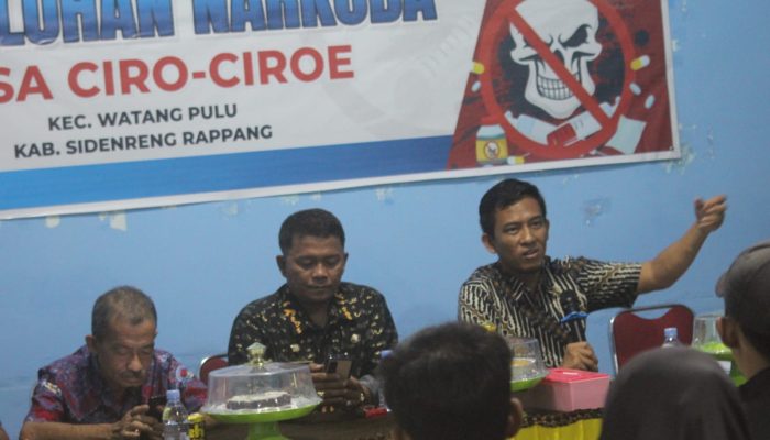 KBO Satres Narkoba Polres Sidrap Beri Penyuluhan Bahaya Narkoba ke Warga Ciro-Ciroe Watang Pulu