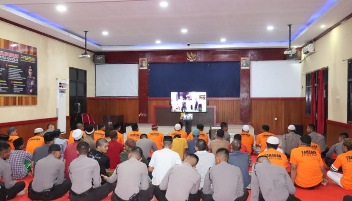 Tahanan Polres Gowa Laksanakan Shalat Tarawih Berjamaah